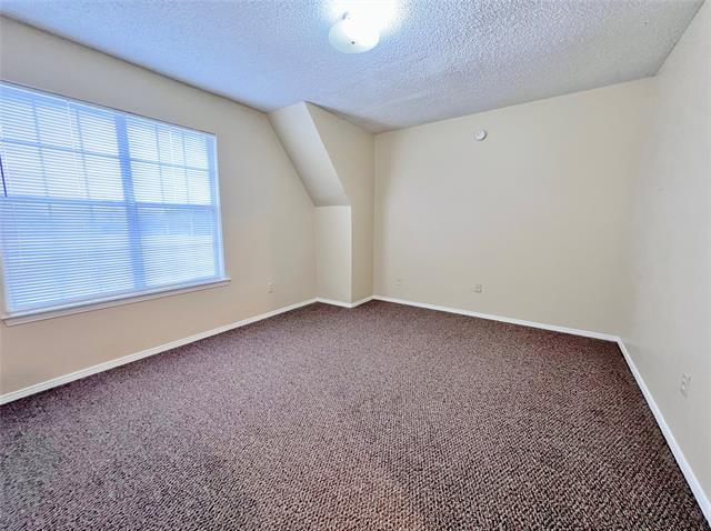 Building Photo - 816 Redbud Dr