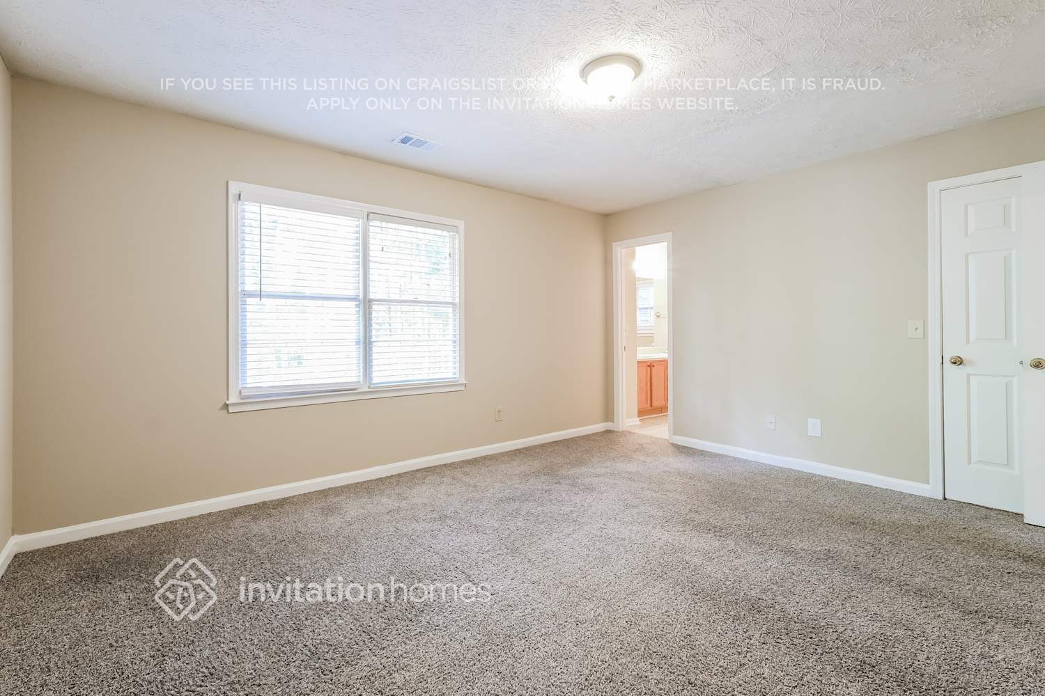 Building Photo - 2538 Amber Valley Dr