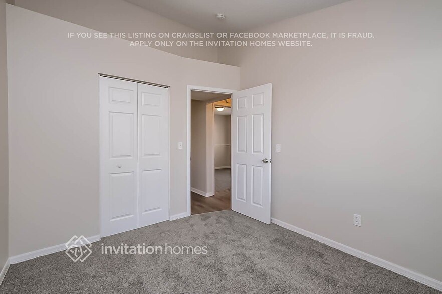 Building Photo - 1329 Mohrlake Dr