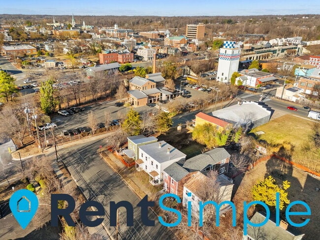 Building Photo - 317 Prince Edward St