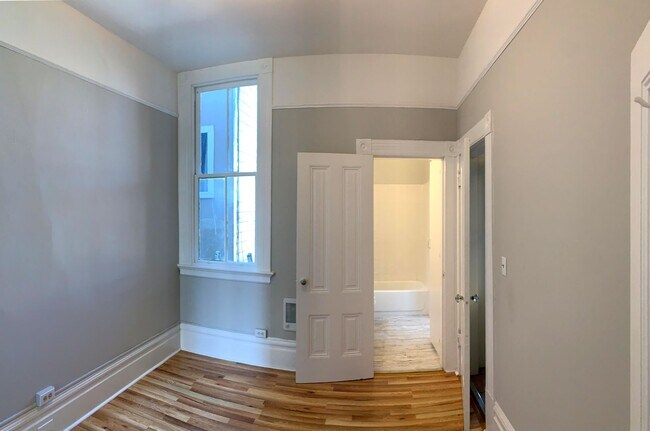 Building Photo - 2444-2446 Fulton