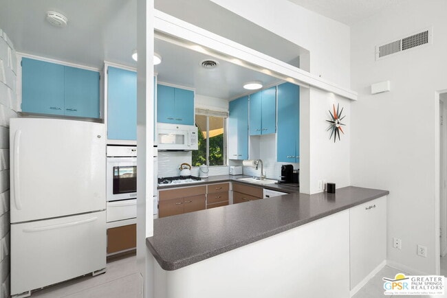 Building Photo - 1655 Andee Dr