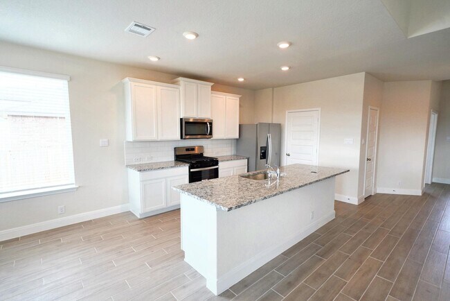 Building Photo - Stunning New Cibolo Home Now Available in Steel Creek - Realtor Commission: $500