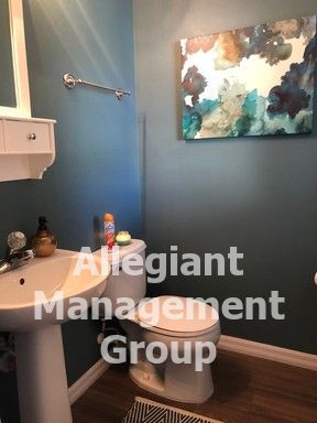 Building Photo - 3 Bedroom Townhome for Rent in Amber Pointe