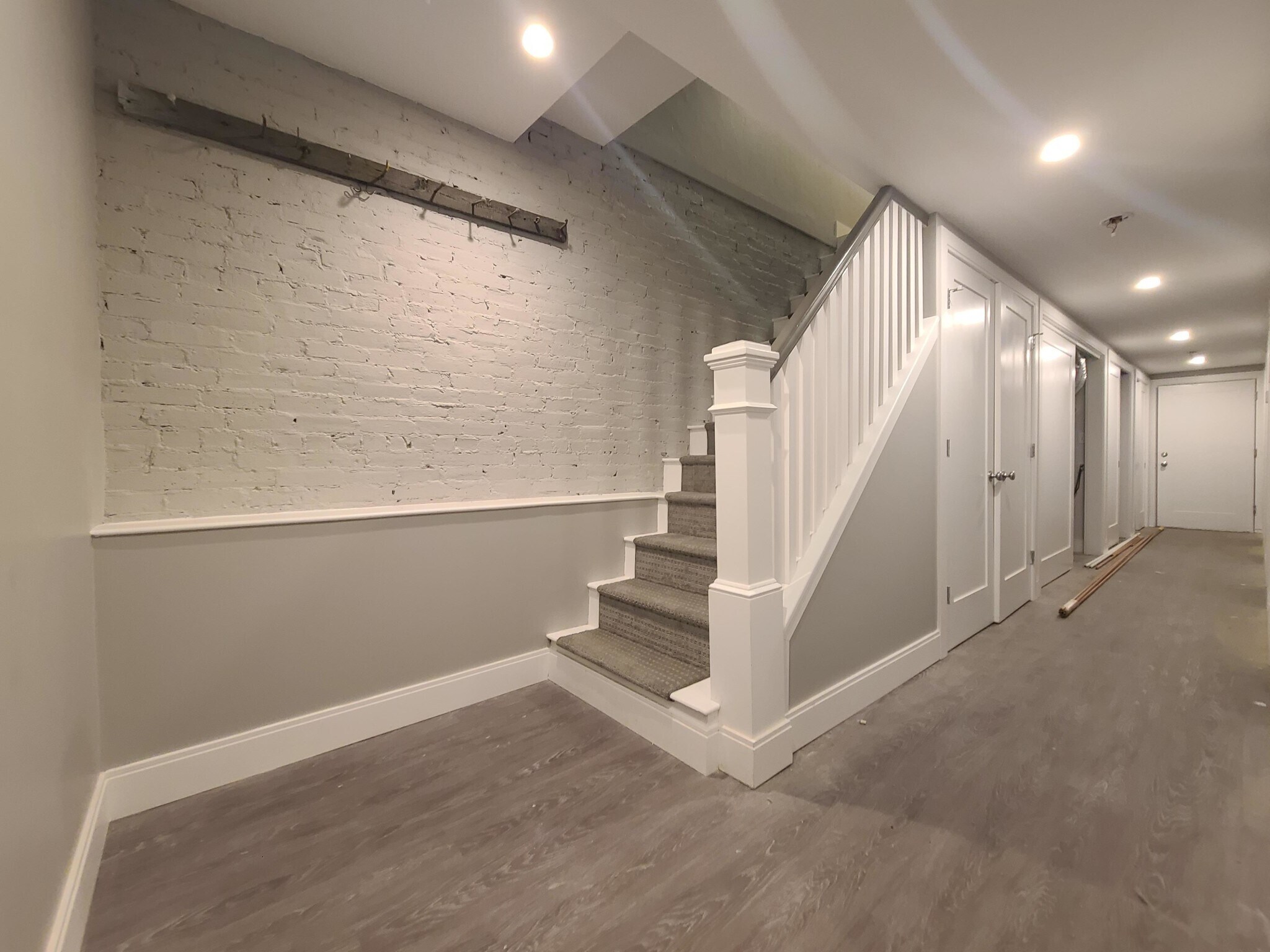 Building Photo - 42 N St