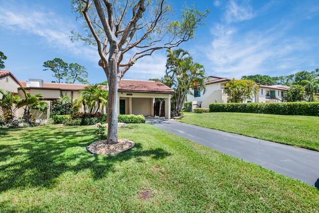 Building Photo - 21922 Cypress Dr