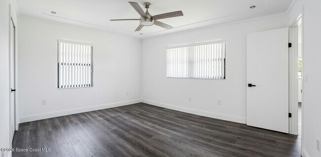 Building Photo - 6050 Mangrove St