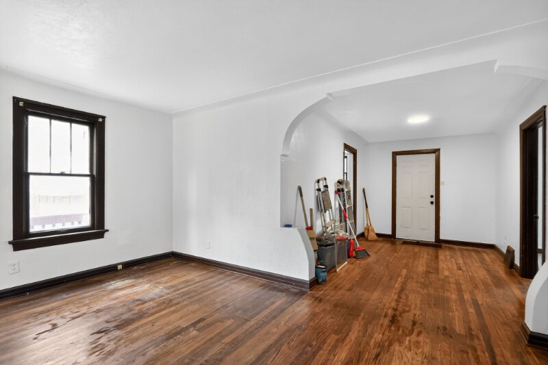 Building Photo - 2525 Tyrell Dr
