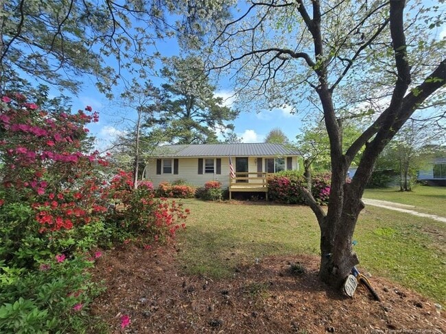 Building Photo - 219 E Clinton St