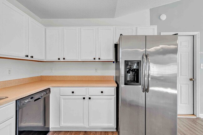 Building Photo - 105 Gamble Way