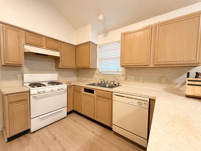 Building Photo - 13810 Audra Ln