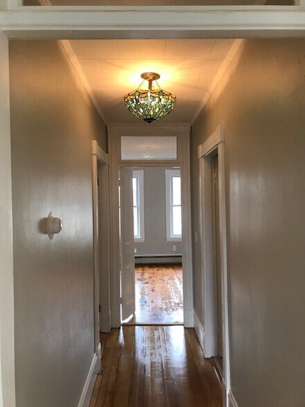 Building Photo - 17 Highland Park