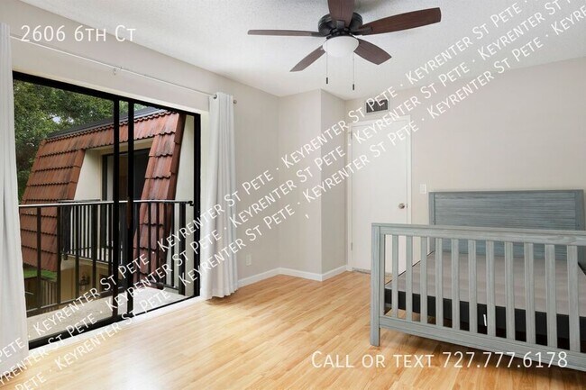 Building Photo - 2606 6th Ct