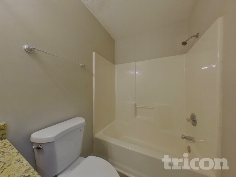 Building Photo - 1753 Independence Dr