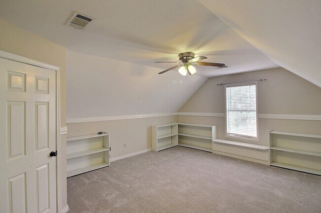 Building Photo - 1493 Wolf Hunt Dr