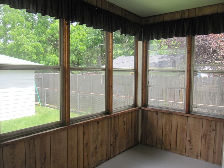 Rear Porch - 2802 Union St