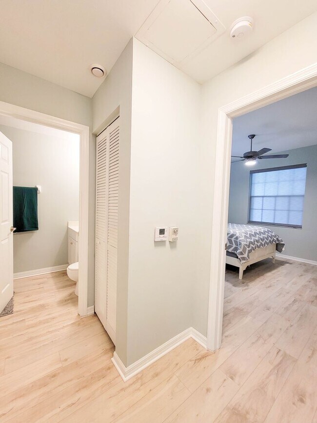 Building Photo - ** FOREST GLEN GOLF & COUNTRY CLUB ** 2 BE...
