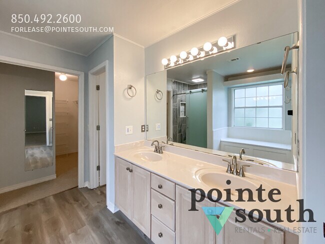 Building Photo - 9678 Westgate Cir