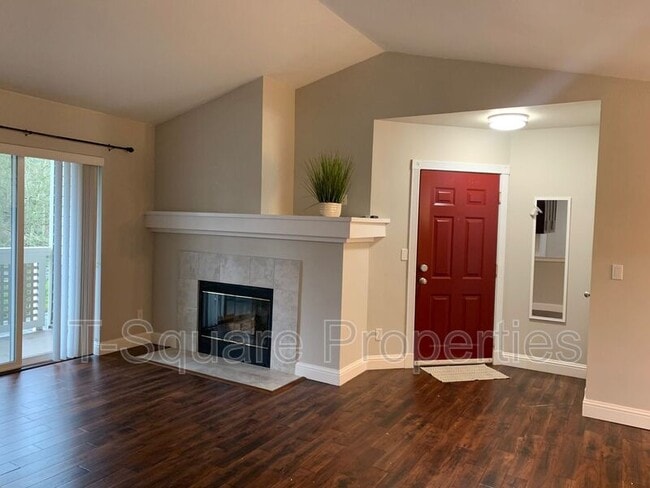 Building Photo - 15300 112th Ave NE