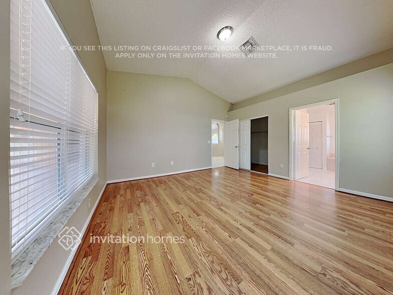 Building Photo - 13837 Folkestone Cir