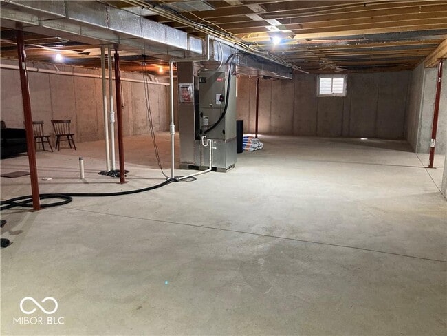 Building Photo - 10201 N 150 E