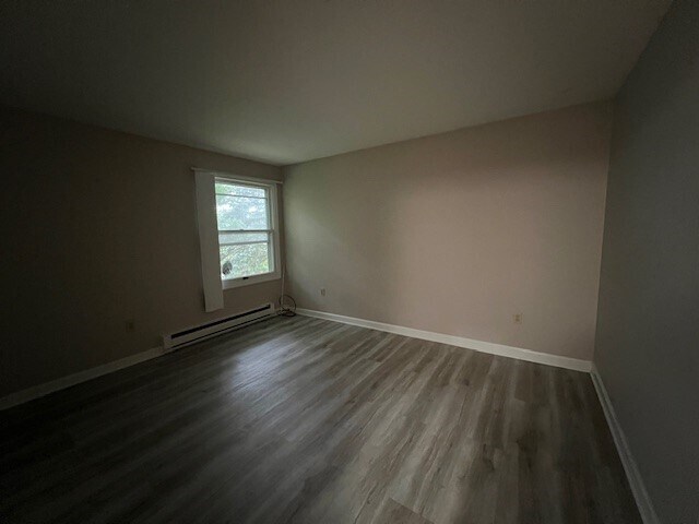 Building Photo - 823 Martin St