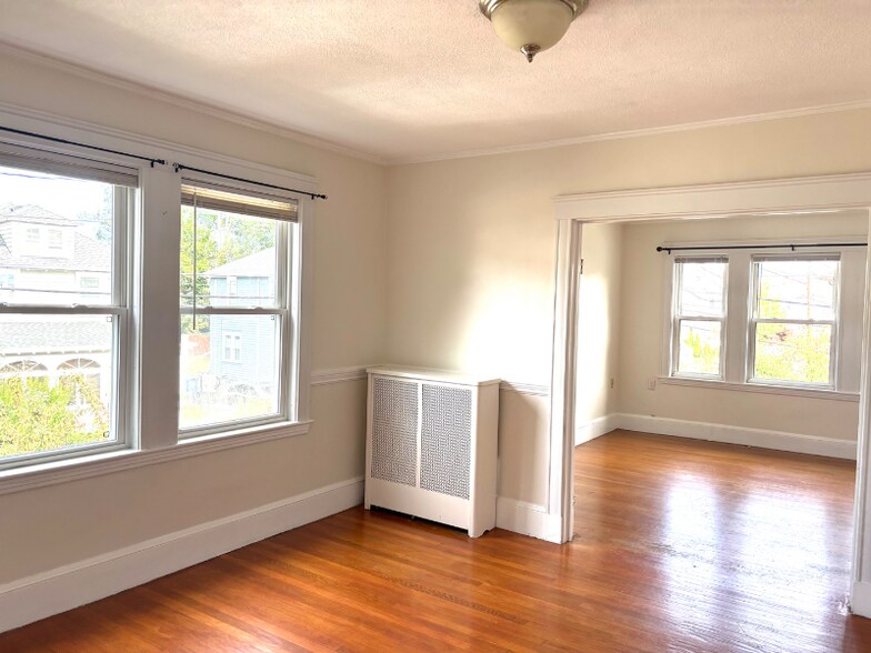 Building Photo - 36-38-38 Burgoyne St