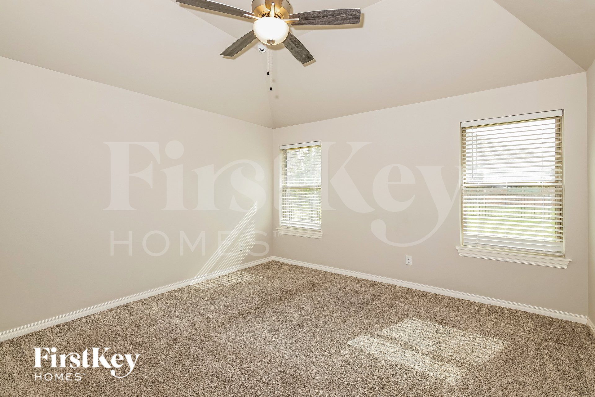 Building Photo - 616 Texoma Dr