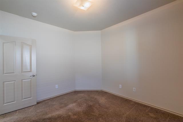 Building Photo - 10844 Irish Glen Trail