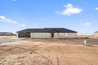 Building Photo - 10213 N County Rd 2800