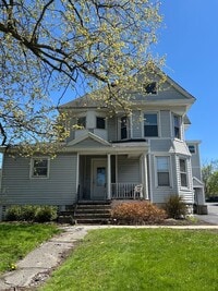 Building Photo - 136 North St
