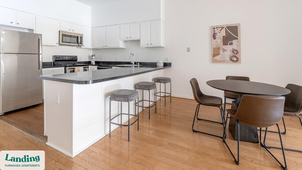 Building Photo - 222 E Saratoga St