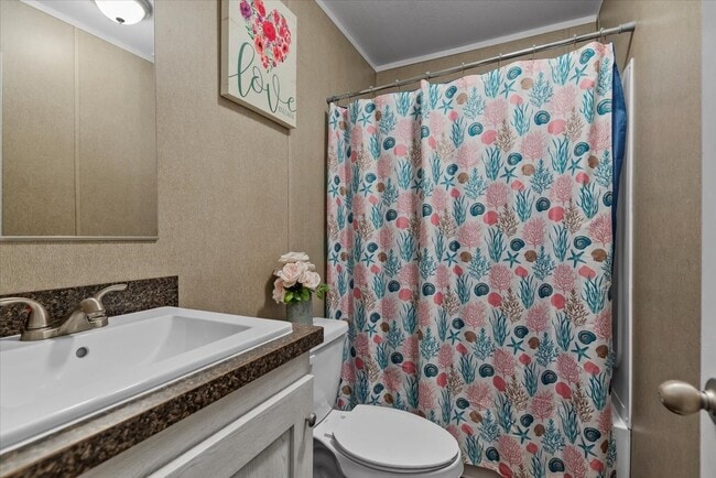 Building Photo - 211 Woodstock