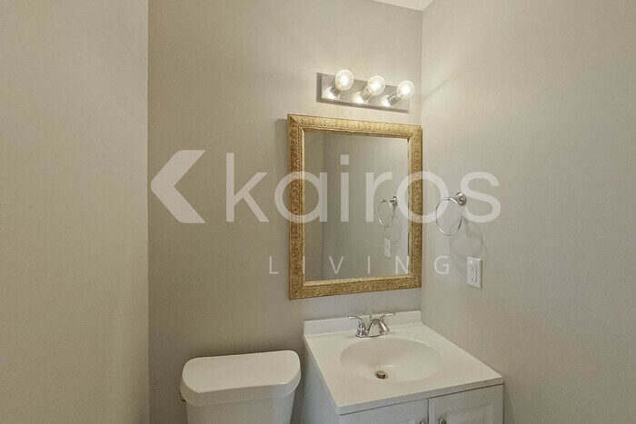 Building Photo - 2550 Old Dobbin Dr E