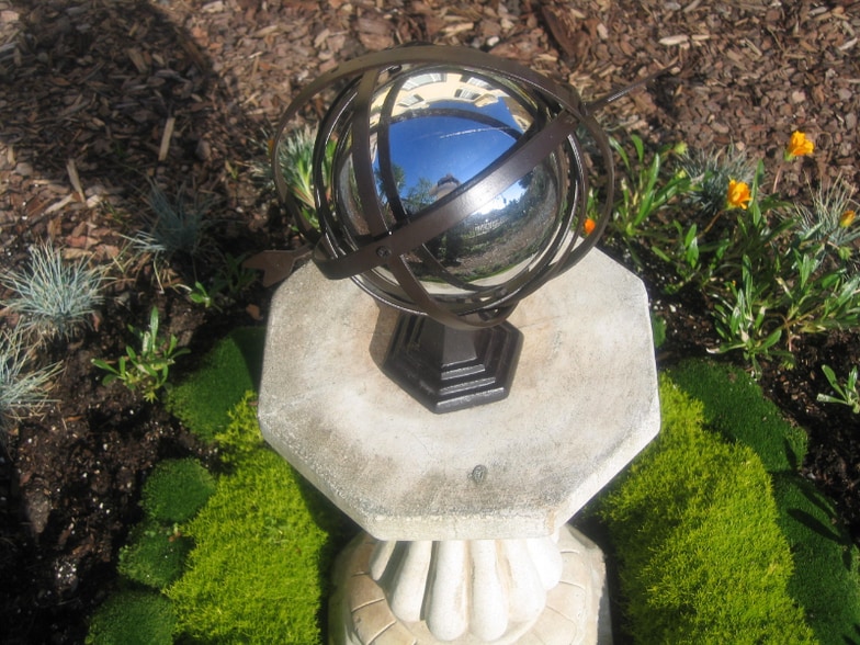 Building Photo - 1016 Masselin Ave