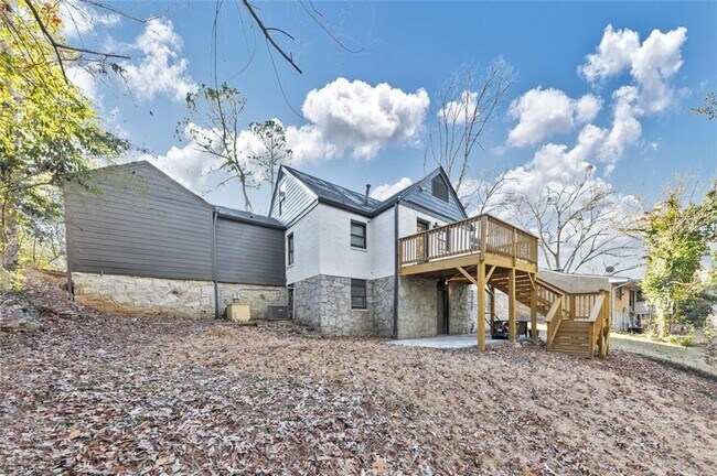 Building Photo - 1571 Blvd Lorraine SW