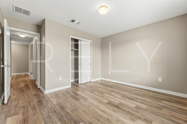 Building Photo - 146 Leon River Loop