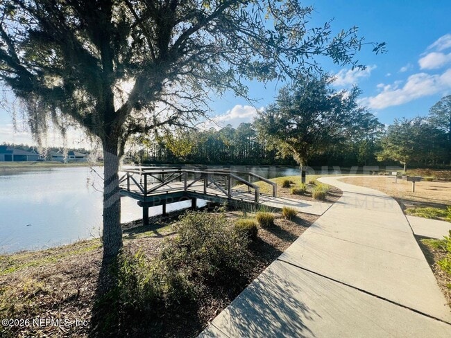 Building Photo - 7592 Rock Brook Dr