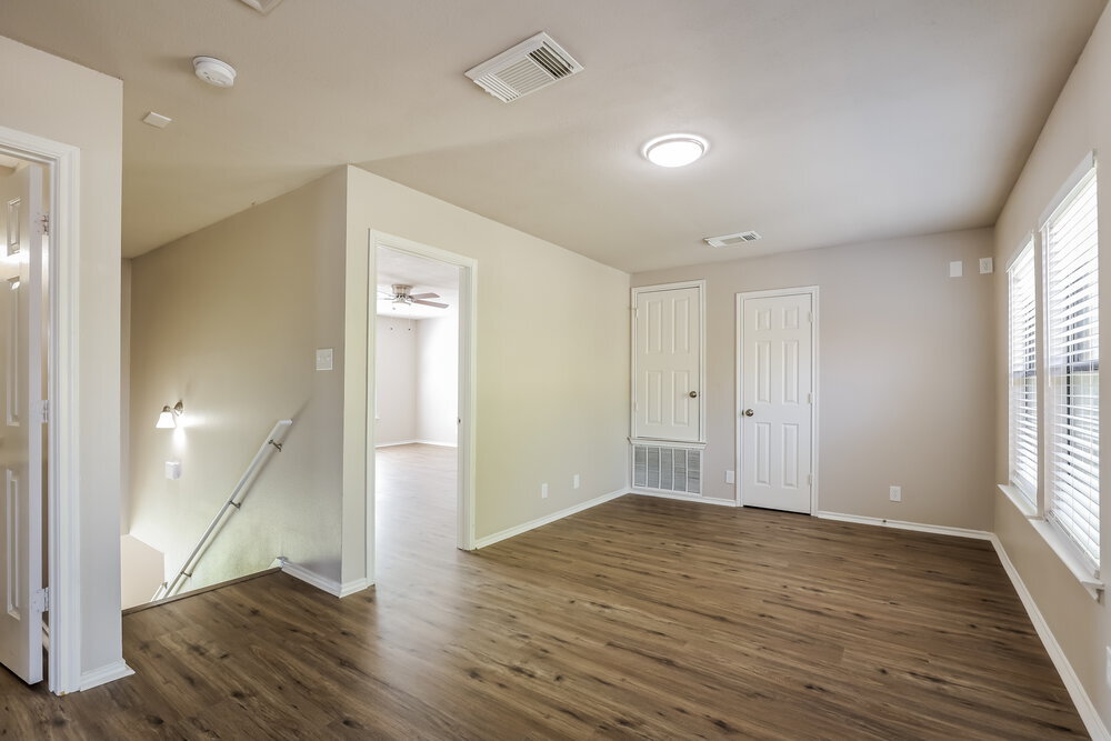 Building Photo - 10218 Sandbrook Hill