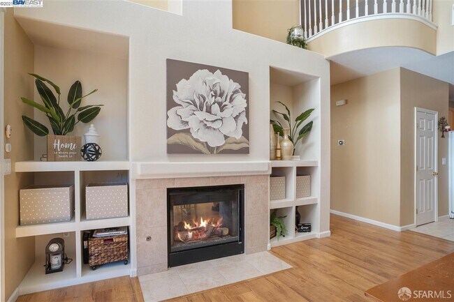 Building Photo - 699 Flemish Ct