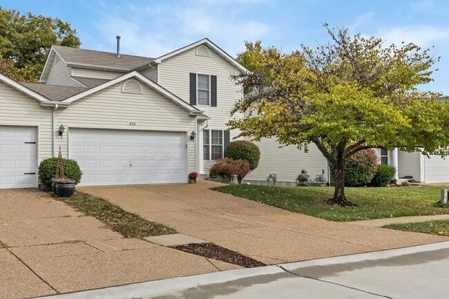 Building Photo - 533 Donna Marie Dr