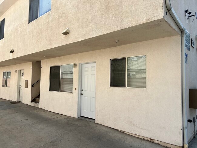 Building Photo - 6640 Irvine Ave