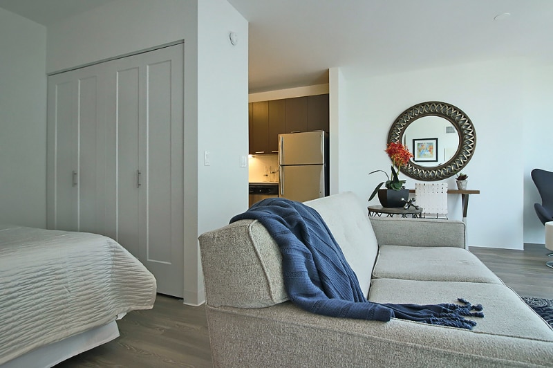 Building Photo - 233 W Ontario St