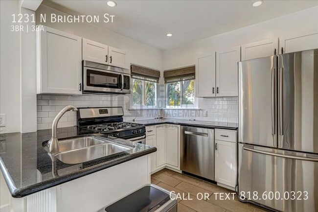 Building Photo - 1231 N Brighton St