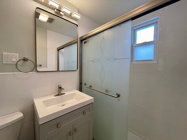 Bathroom - 3 Brookvale St
