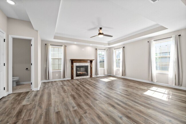 Building Photo - 205 Elwell Rd