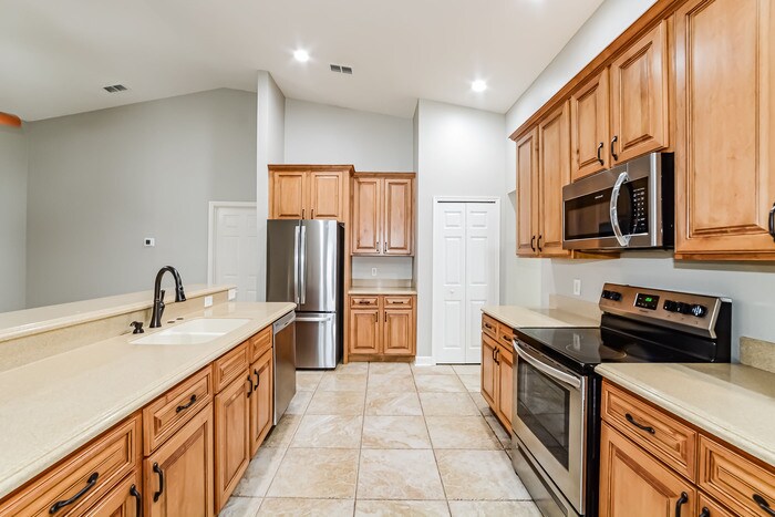 Building Photo - 1814 Americus Minor Dr
