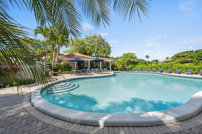 Building Photo - 6503 N Military Trl