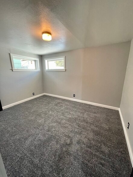 Building Photo - 1132 Margie St