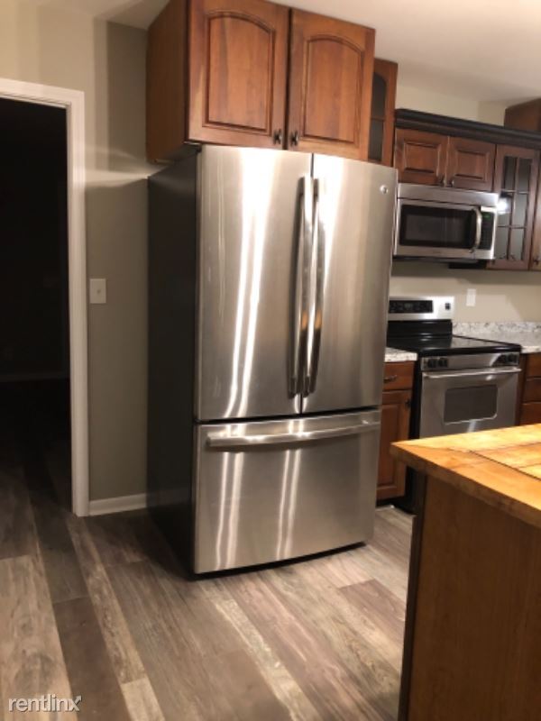 Building Photo - 3 br, 2 bath Townhome - 1277 Barnes Road